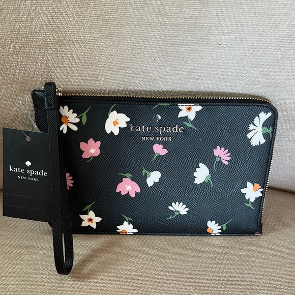 kate spade Handbags - Kate Spade Black Floral Wristlet